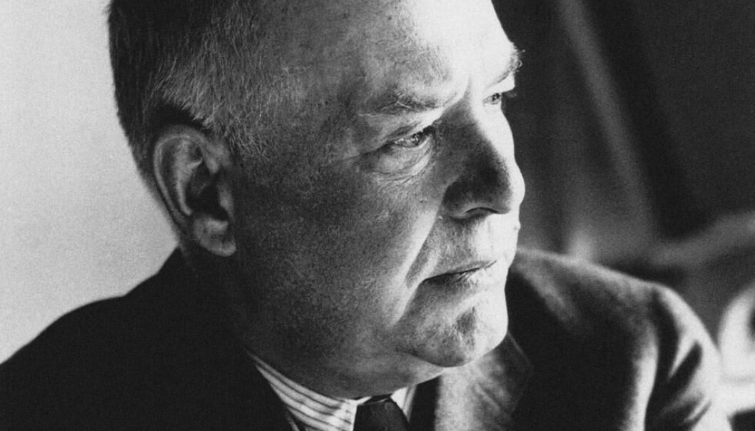 Hvordan skal man forstå et dikt, for eksempel av Wallace Stevens? I denne teksten gir Frode Helmich Pedersen fire ulike lesemåter. Bilde: Wikimedia Commons. Hvordan skal man forstå et dikt, for eksempel av Wallace Stevens? I denne teksten gir Frode Helmich Pedersen fire ulike lesemåter. Bilde: Wikimedia Commons.