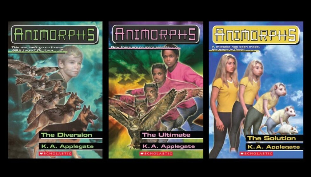 Animorphs - en serie bøker om fem tenåringer som ofrer alt for å hindre gråbrune romvesensnegler i å ta bolig i intetanende ofres hjerner og ta over verden - huskes i dag kanskje best for sine ikoniske forsider. Animorphs - en serie bøker om fem tenåringer som ofrer alt for å hindre gråbrune romvesensnegler i å ta bolig i intetanende ofres hjerner og ta over verden - huskes i dag kanskje best for sine ikoniske forsider.